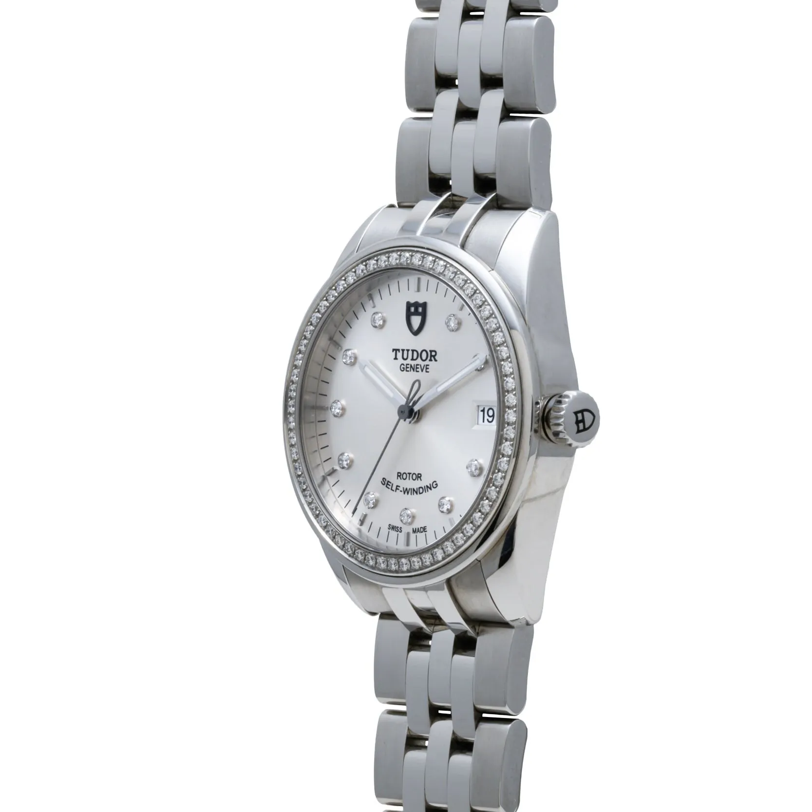 Tudor Glamour Date