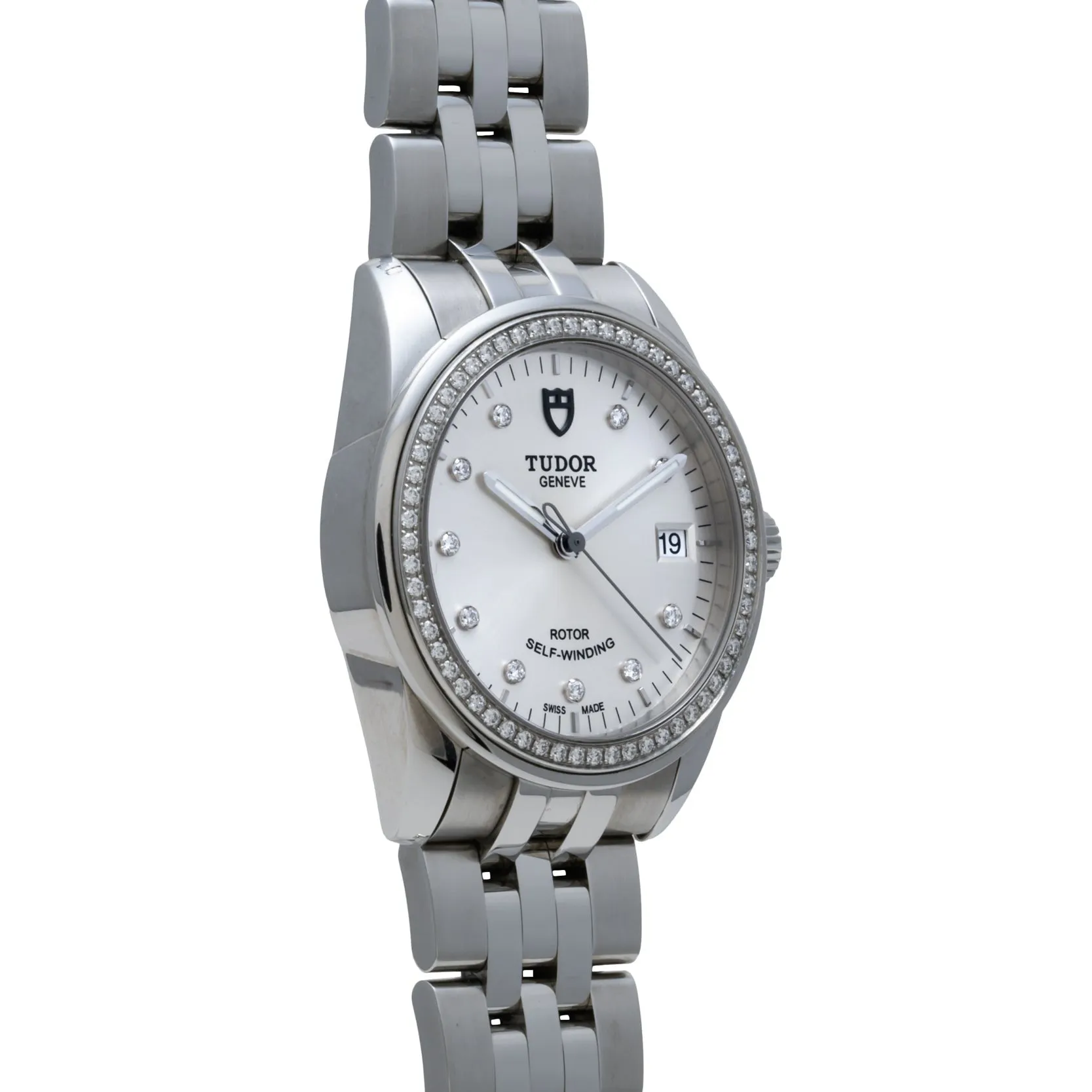 Tudor Glamour Date