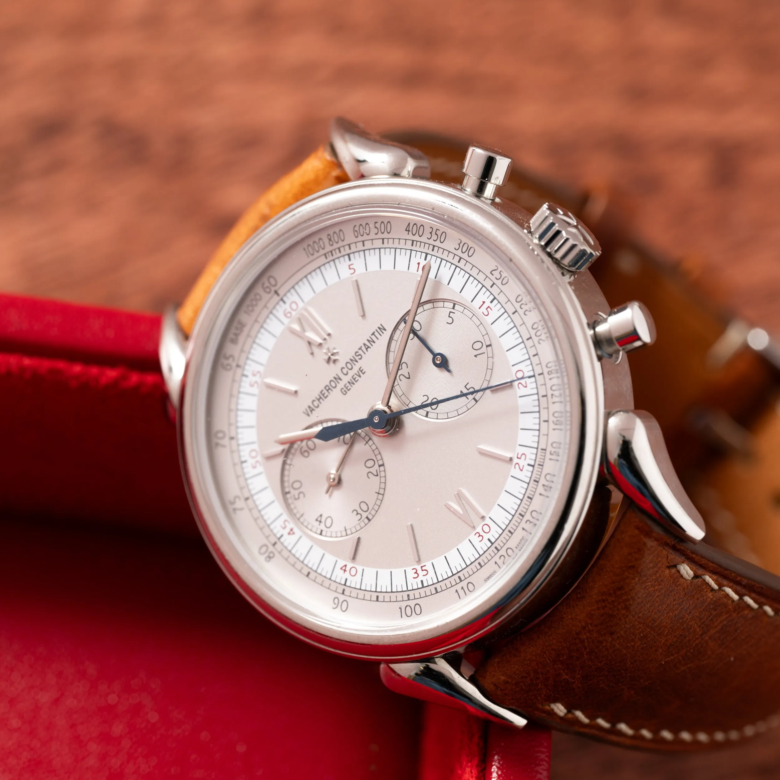 Vacheron Constantin Historiques Cornes De Vache Chronograph